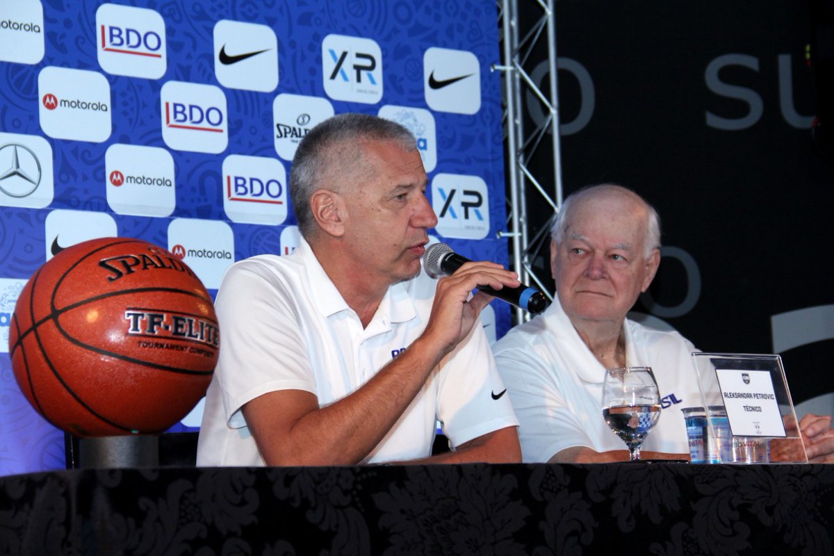 Com Varejão, novo treinador convoca seleção masculina de basquete