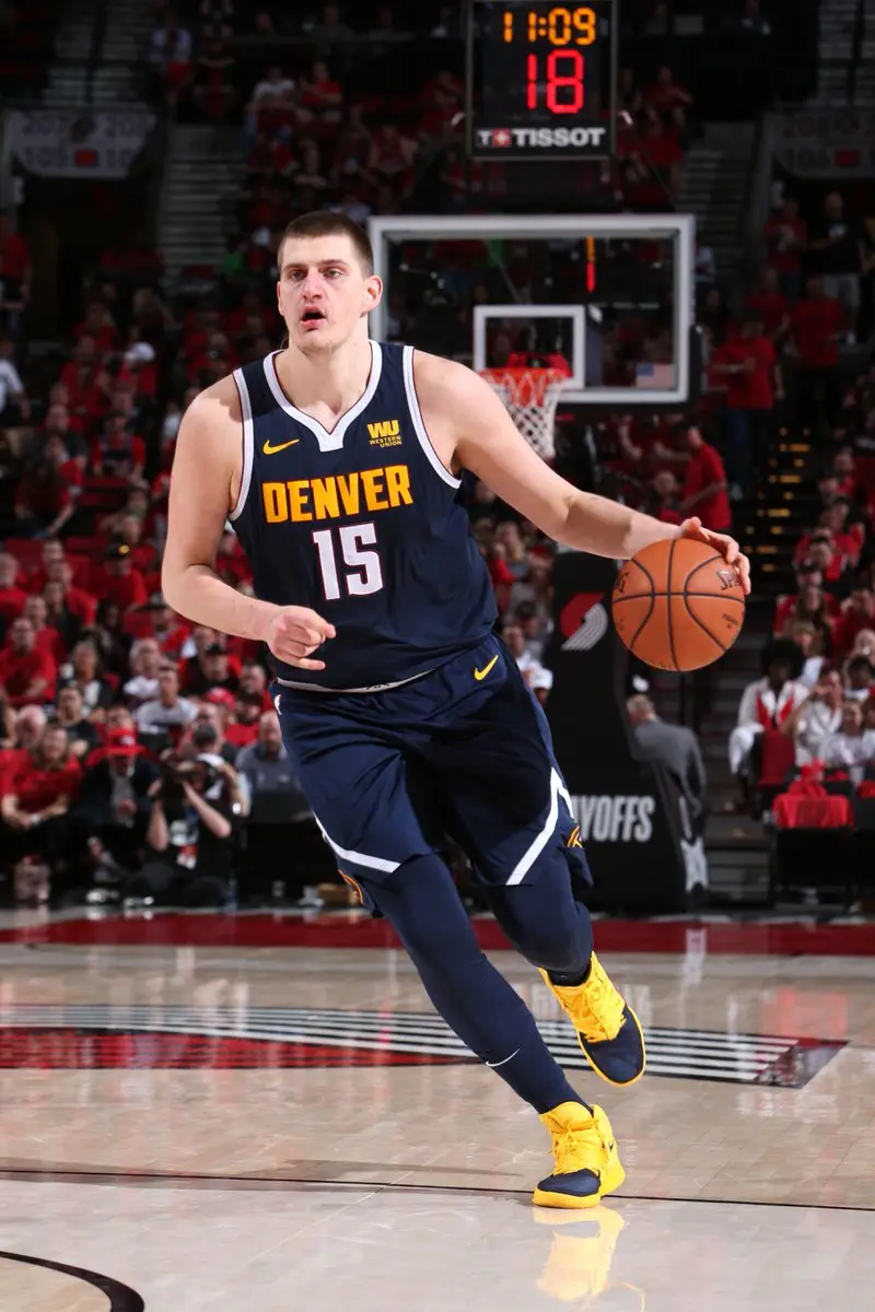 Melhor jogador da NBA, sérvio Nikola Jokic não defenderá a Sérvia no  Mundial de basquete