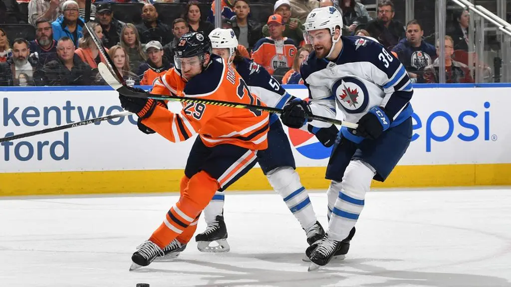 Jogo De MONTREAL, De CANADÁ, Canadense E Americano De NHL, Estádio