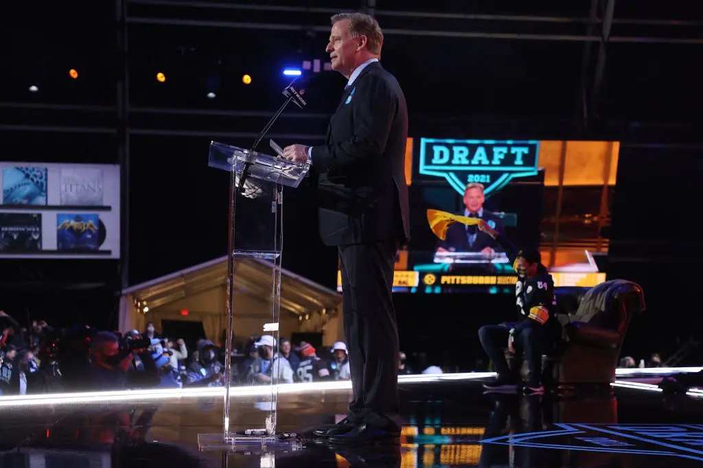 CLEVELAND, OHIO - APRIL 29: NFL Commissioner Roger Goodell announces Najee Harris as the 24th selection by the Pittsburgh Steelers during round one of the 2021 NFL Draft at the Great Lakes Science Center on April 29, 2021 in Cleveland, Ohio