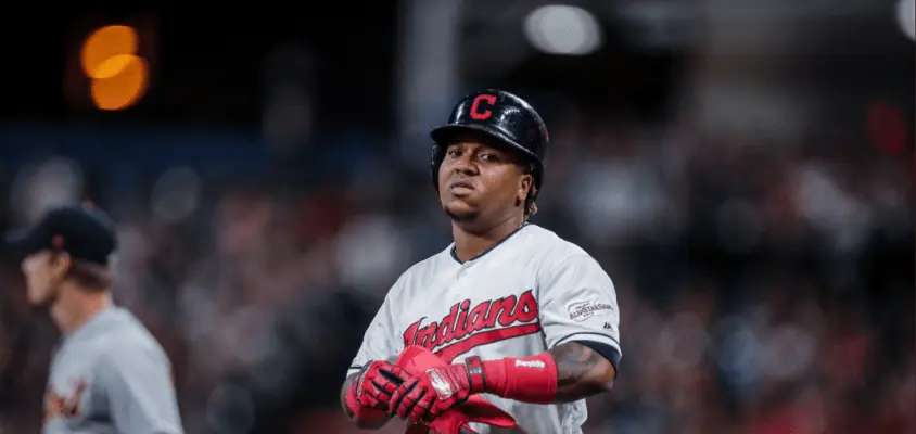 José Ramirez, jogador de Cleveland tem sua cláusula de renovação ativada para 2022