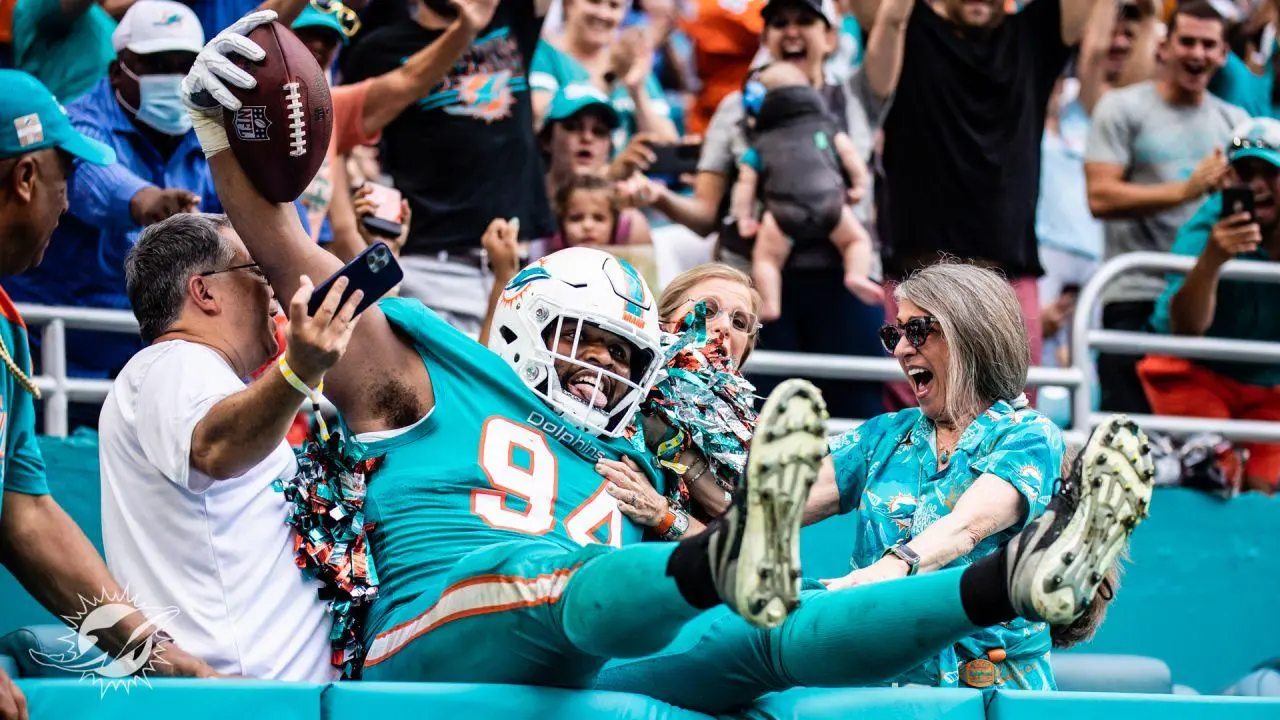 NFL: Neo Química Arena deve receber jogo do Miami Dolphins em setembro de  2024 - Estadão