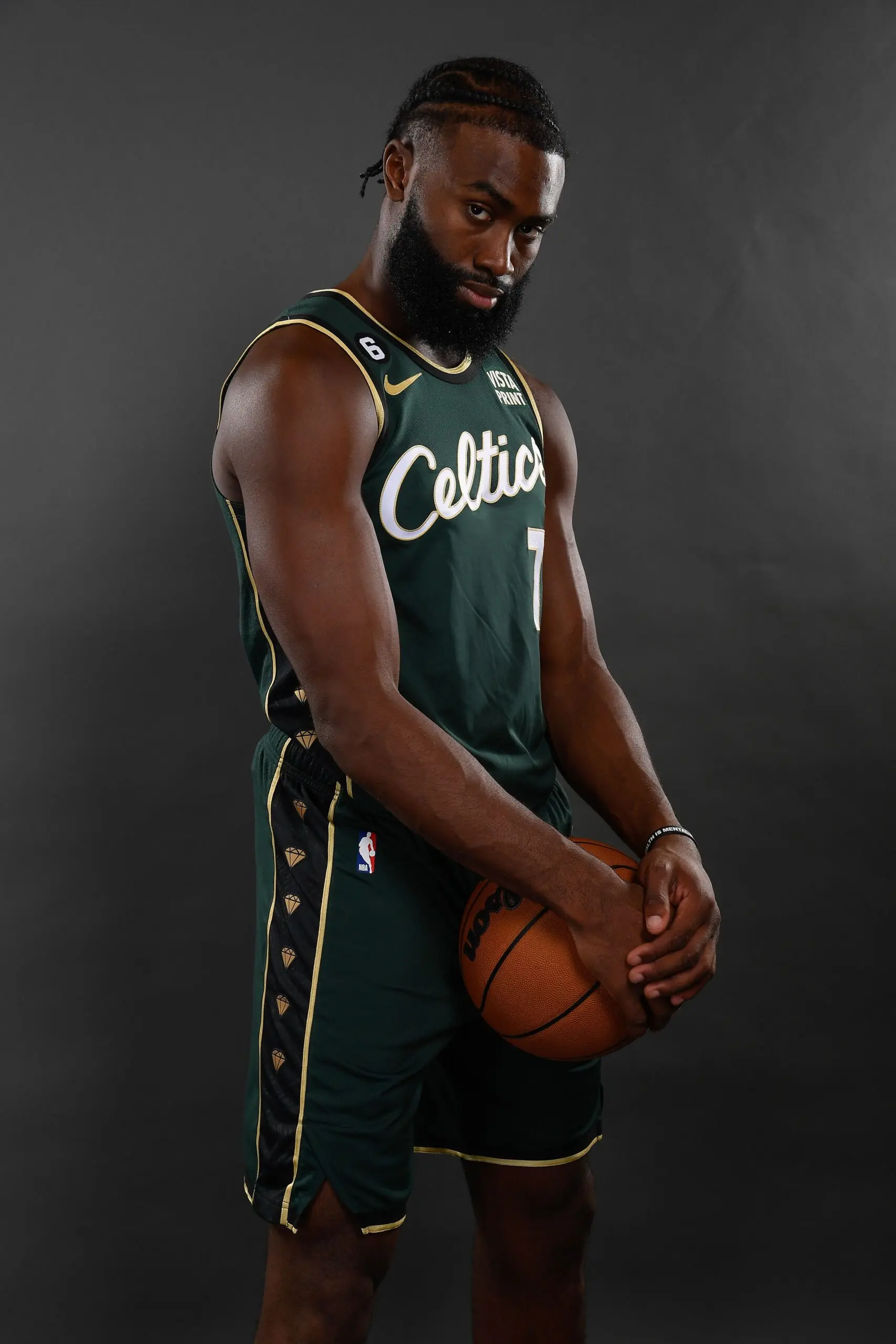 The Playoffs » Novo uniforme do Boston Celtics homenageia Bill Russell »  The Playoffs