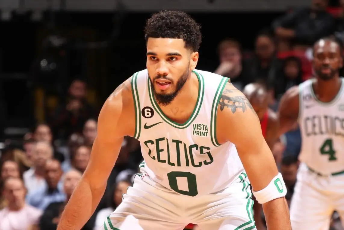 Celtics sobrevivem contra Heat na NBA, e Tatum vai à loucura