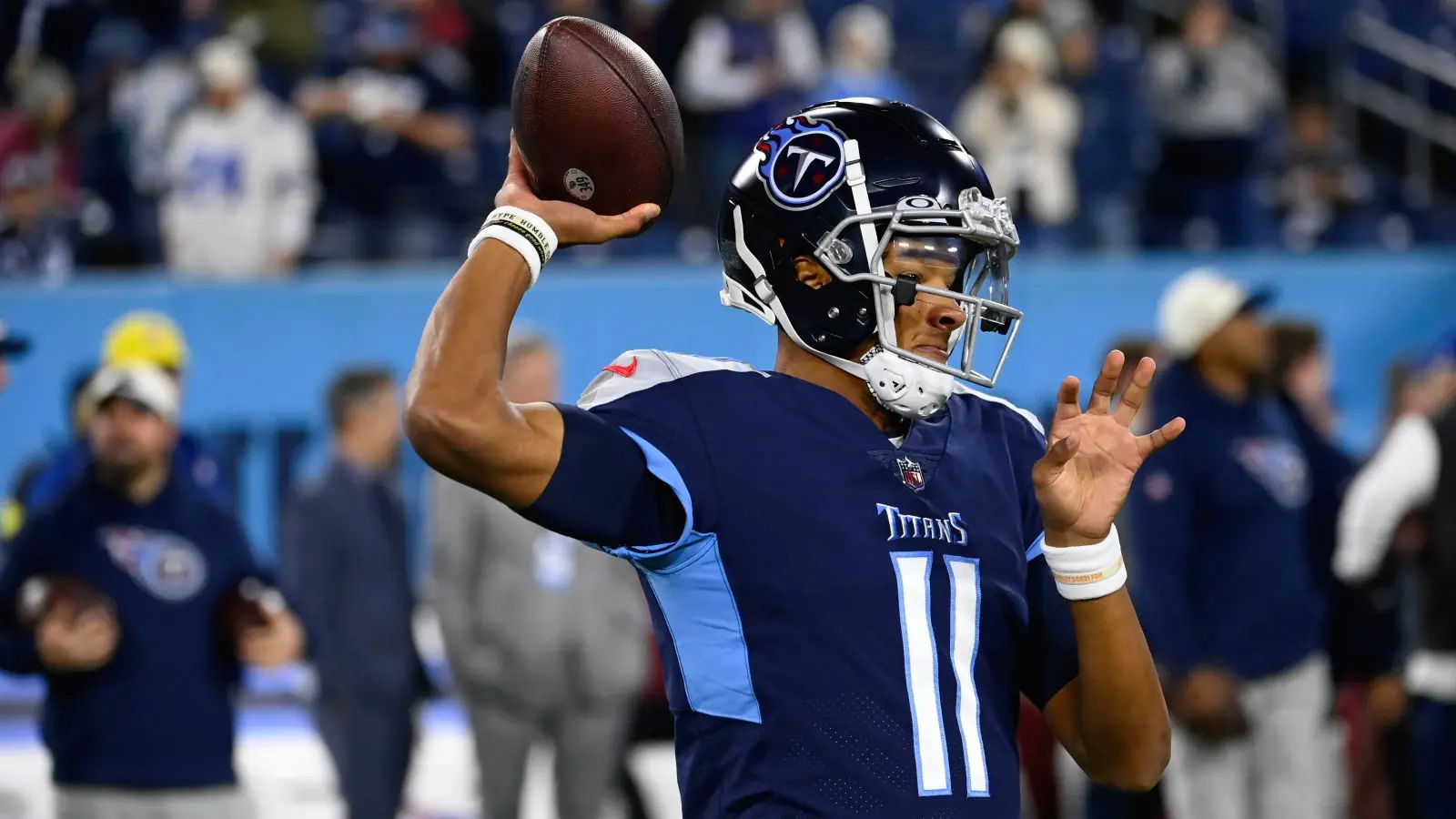 Titans to start UT graduate Dobbs at QB against Jaguars with playoff hopes  on the line