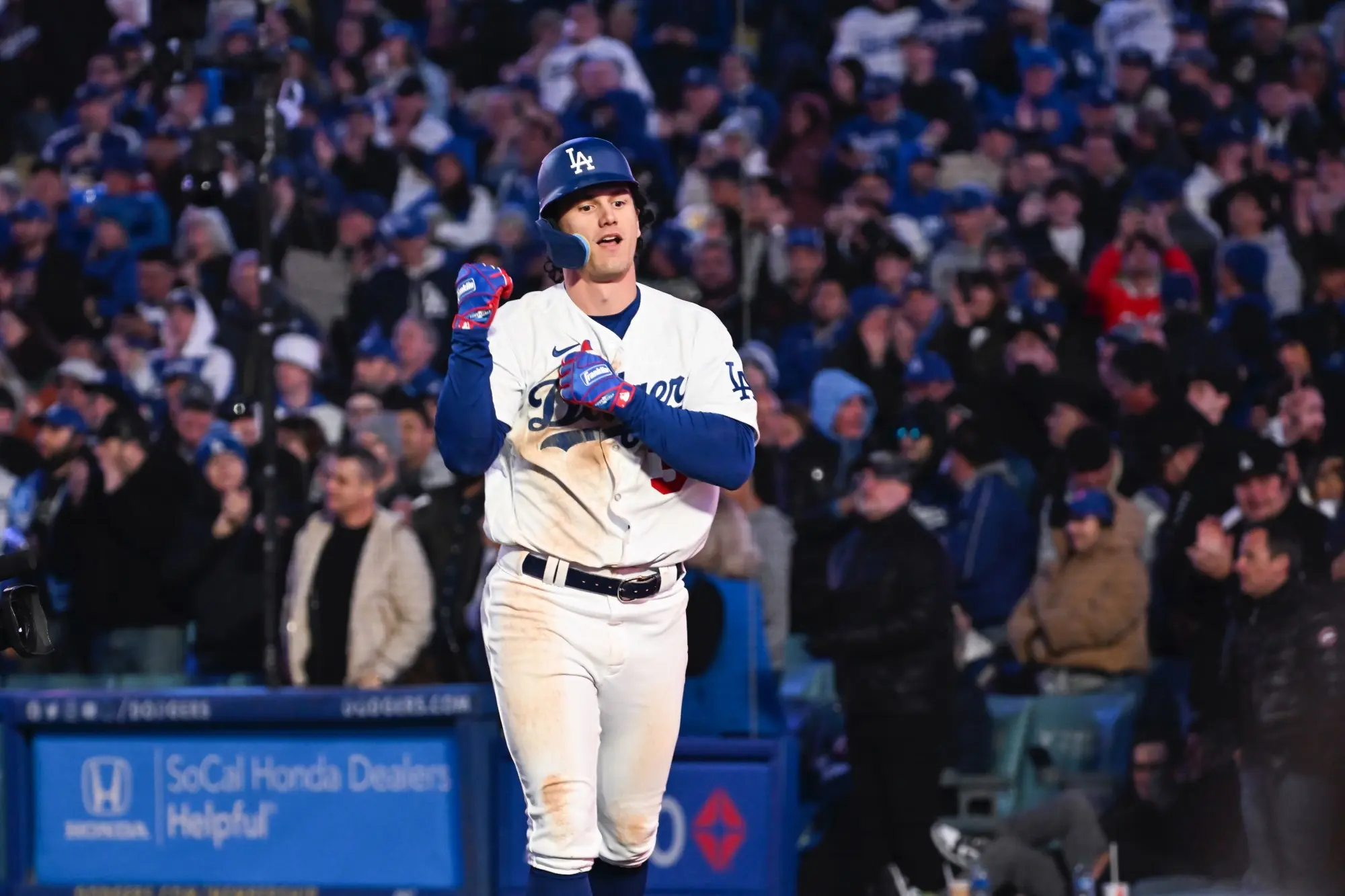 Dodgers vencem Diamondbacks com boa performance de Will Smith