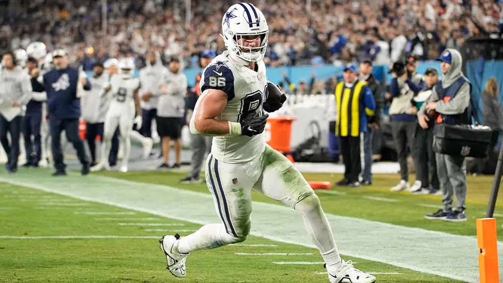 Houston Texans signing ex-Cowboys TE Dalton Schultz