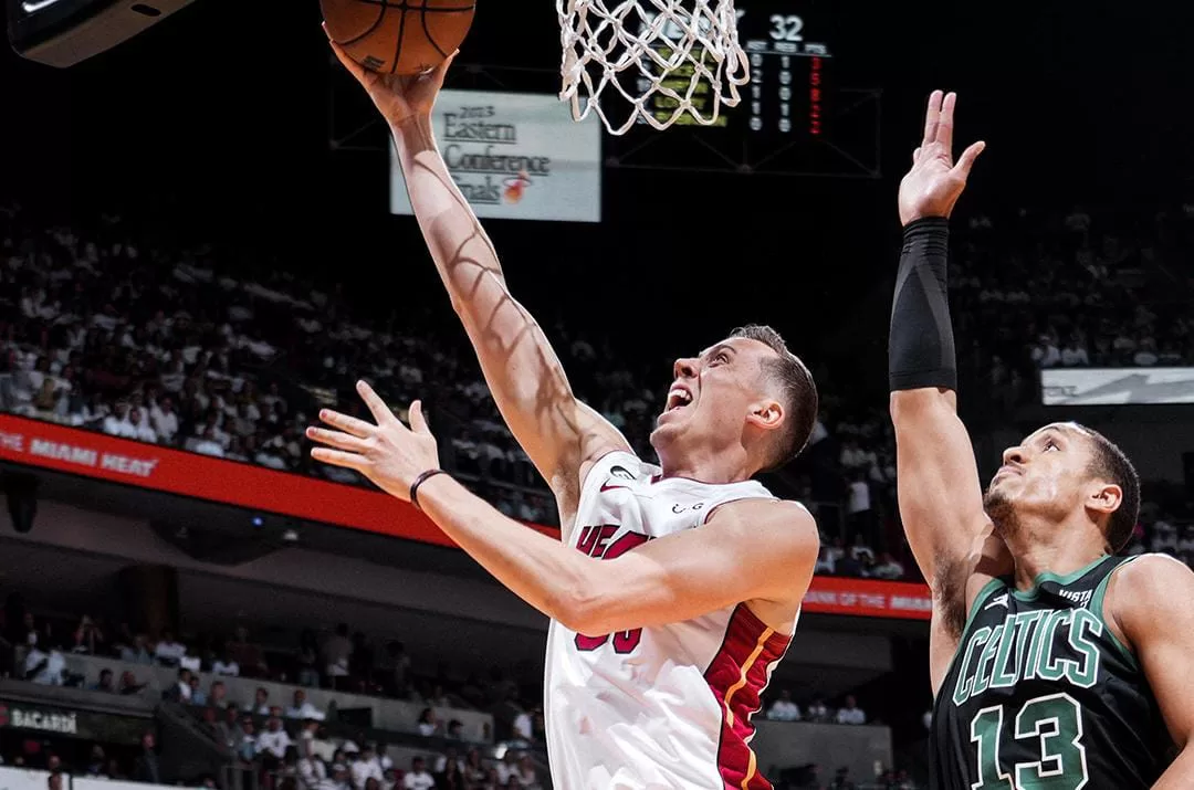 Heat atropela Celtics em casa e fica a uma vitória das finais da NBA