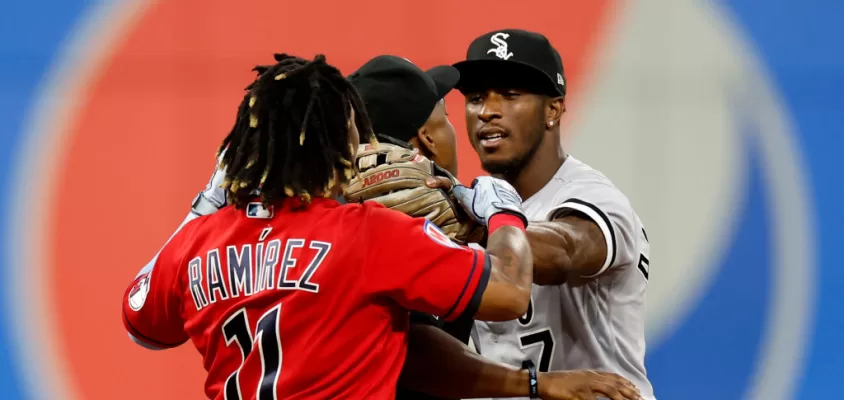 Chicago White Sox v Cleveland Guardians