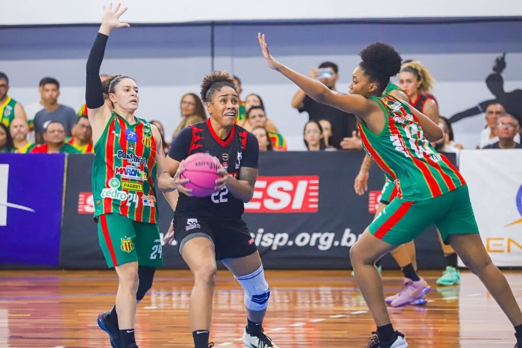 Vitória Marcelino - Sesi Araraquara @ Sampaio Basquete