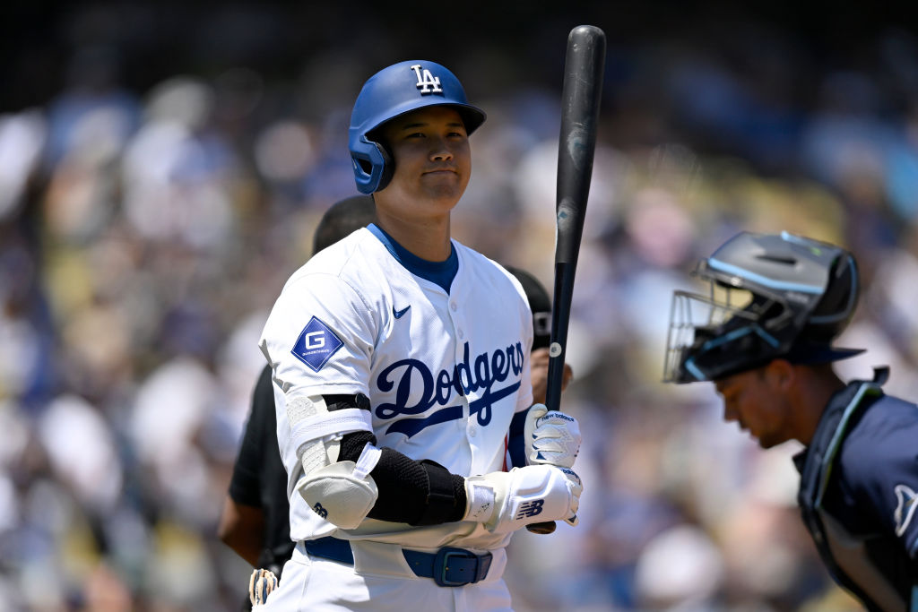 Shohei Ohtani #17 of the Los Angeles Dodgers gets ready to bat in the first inning against the Tampa Bay Rays during a MLB baseball game at Dodger Stadium in LOS ANGELES, CA - AUGUST 25